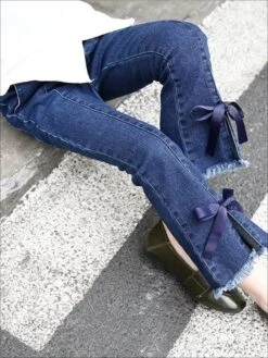 Bowed & Flared Jeans