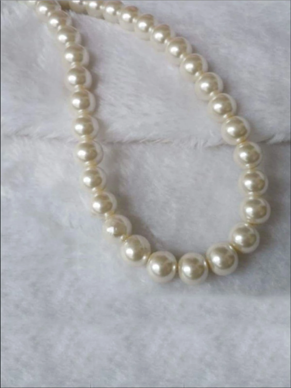 Girls Pearl Necklace, Earrings & Bracelet Set 6 Girls Pearl Necklace, Earrings & Bracelet Set - Image 4